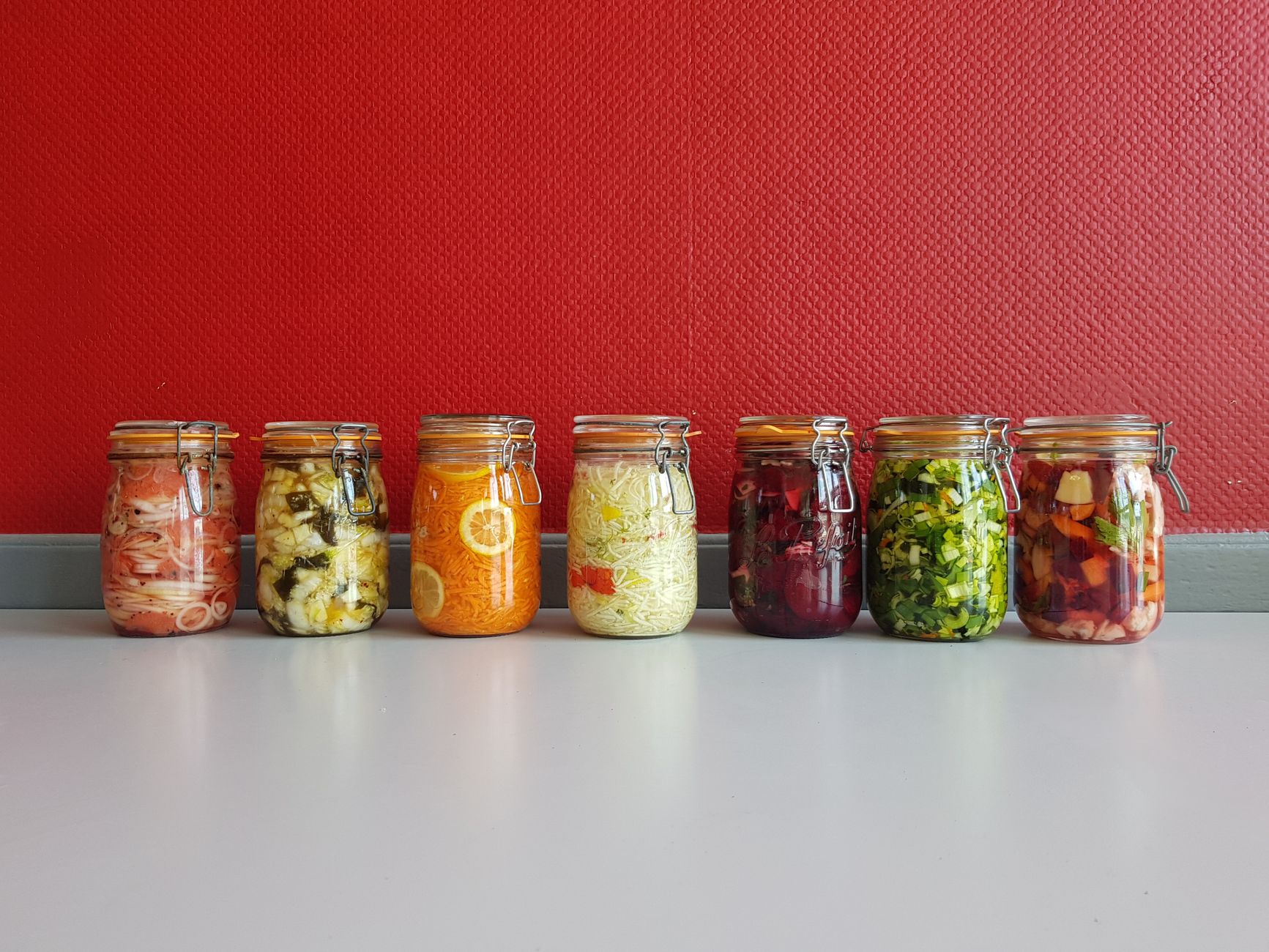 Fermentacija doma: kislo zelje in vloženi kumarični